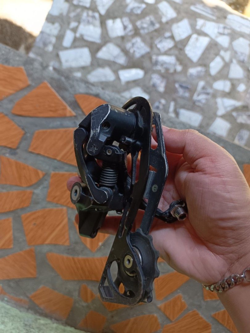 Slx rd (Category: Bicycles) located in Quezon City. Submitted by rjsthriftshoe27 (Listing ID 1463584727, Image 2). Description: SHIMANO SLX M670 10 speed Rd Pref compatible 36tt below 1200 PHP slight nego ISSUE : minimal scratch PUREGOLD LUZON/SHOPWISE COMMONWEALTH.