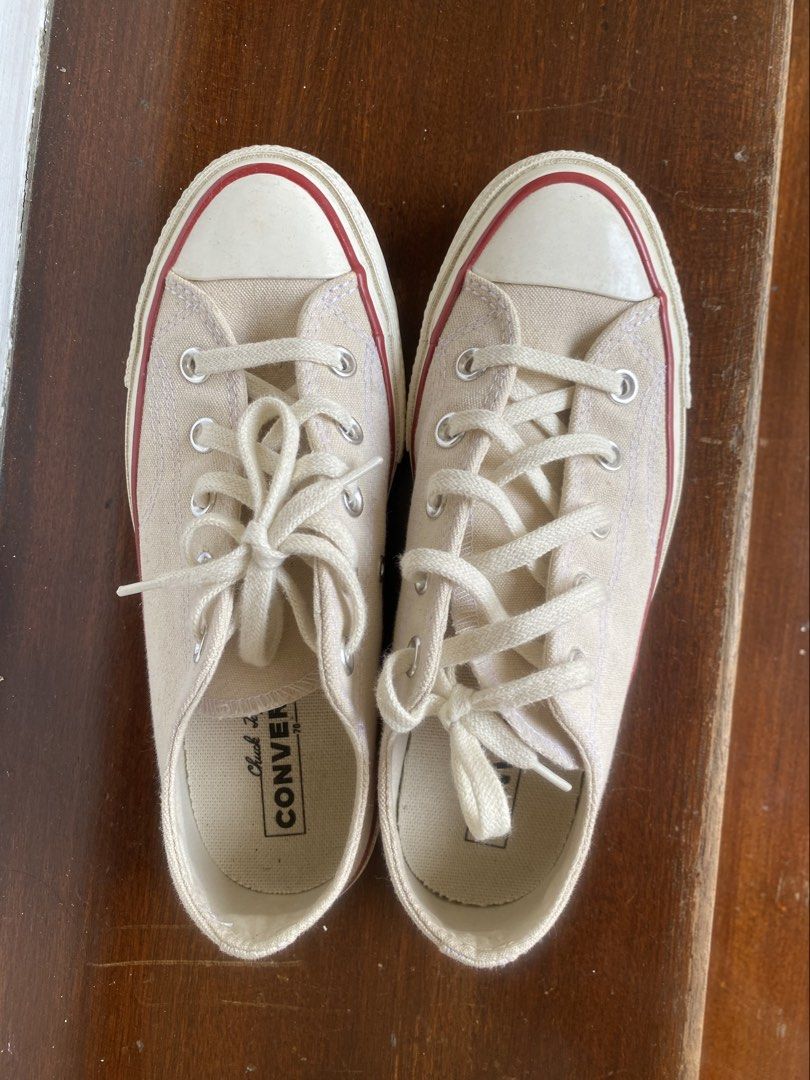 Sneakers Converse Chuck 70 (Category: Sneakers) located in Quezon City. Submitted by rishlist (Listing ID 1463737926, Image 1). Description: 💯authentic ✅unisex ✅size: US Men's 4, US Women's 6 ✅color: parchment ✅used thrice only ✅og price 4k+ 🏠Quezon City.