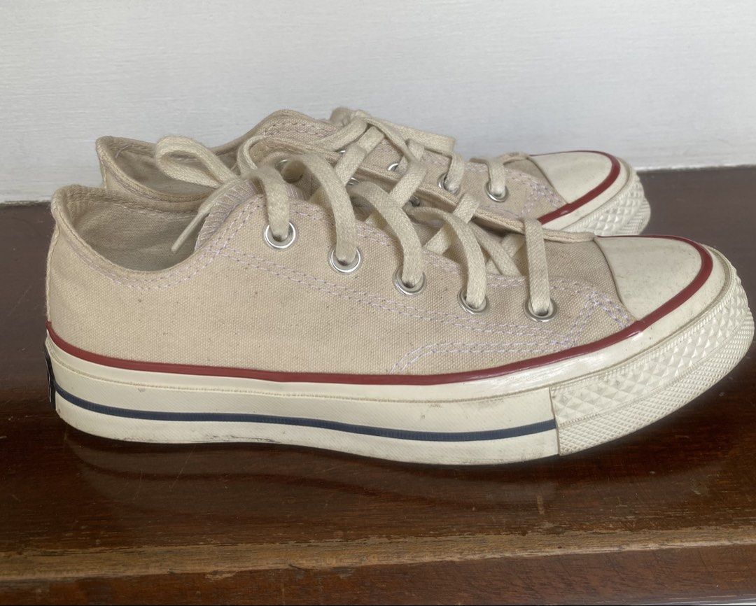 Sneakers Converse Chuck 70 (Category: Sneakers) located in Quezon City. Submitted by rishlist (Listing ID 1463737926, Image 2). Description: 💯authentic ✅unisex ✅size: US Men's 4, US Women's 6 ✅color: parchment ✅used thrice only ✅og price 4k+ 🏠Quezon City.