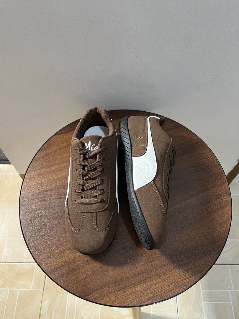 Sneakers Shoes (Category: Sneakers) located in Caloocan City. Submitted by honeyfinds04 (Listing ID 1463620637, Image 3). Description: Mia Shoes Sneakers Brand new Brown and White Size:39/40.