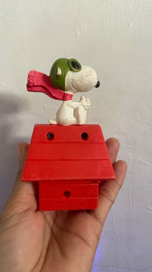 Snoopy (Category: Figurines & Statues) located in Manila. Submitted by stuffiesyesha (Listing ID 1463657839, Image 3). Description: .
