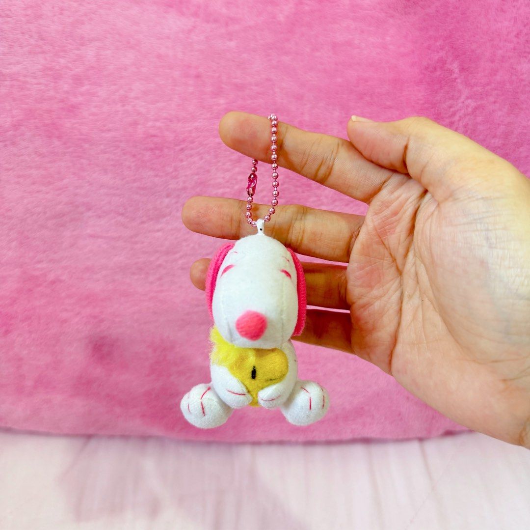 Snoopy Peanuts Tiny Pink Charm (Category: Plushies & Soft Toys) located in Manila. Submitted by ashyyel_ (Listing ID 1463679070, Image 1). Description: .