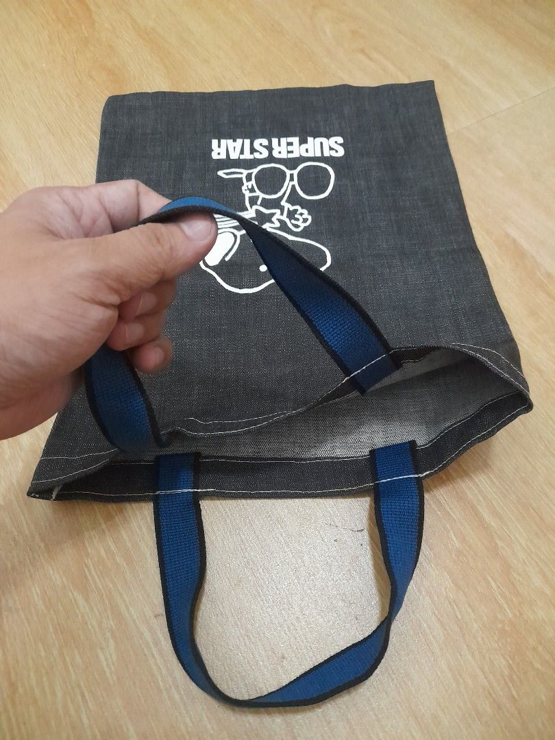 SNOOPY SUPERSTAR DENIM TOTEBAG (Category: Character Goods) located in Bulacan. Submitted by nansantiago (Listing ID 1463695201, Image 2). Description: SNOOPY SUPERSTAR DENIM TOTEBAG 11x14.5" inches 🏷️ ₱150‼️ 📍 Location: Plaridel, Bulacan 💸 Mode of Payments: Gcash / BPI 📦 Pick-up / Ship 🚚 Couriers : Flash Express / SPX / Lalamove.