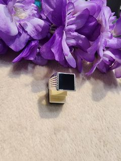 (Category: ) located in . Submitted by royal_treasure_trove (Listing ID 1463620372, Image 1). Description: .