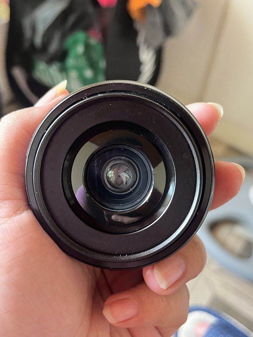 Sony Kit Lens (16-50mm) (Category: Lens & Kits) located in Tumauini. Submitted by kikay.clutters452310 (Listing ID 1463580091, Image 3). Description: ISSUE: can't recognize the lens as the camera says, kayo napo bahala mag paayos .