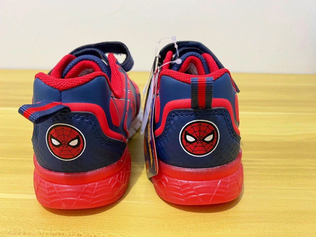 SPIDERMAN IMPORTED 🇺🇸 (Category: Babies & Kids Fashion) located in Mandaluyong City. Submitted by kickzforkidz (Listing ID 1463665593, Image 2). Description: Please read po. Imported items lahat ng sinesell ko, fresh from the US 🇺🇸 With tags and lights! For available sizes kindly message me here or sa page na posted ko sa photos. COD available via JNT po, next day delivery! Pwedeng mag video call sa lahat ng items ko so dont worry!.