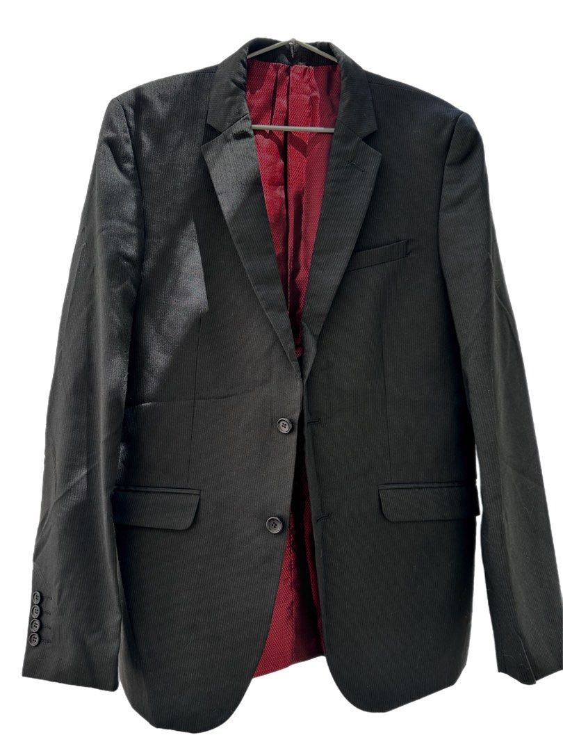 Splash Men's Blazer Size 38 Contemporary Fit (Category: Coats, Jackets and Outerwear) located in Cagayan de Oro. Submitted by divinephoenix (Listing ID 1463615949, Image 1). Description: - Brand: Splash - Color: Black with pinstripes - Lining: Bold red pattern - Fit: Contemporary - Size: 38 - Closure: Two-button - Pockets: Flap pockets - Cuffs: Button details - Occasion: Smart casual to formal.