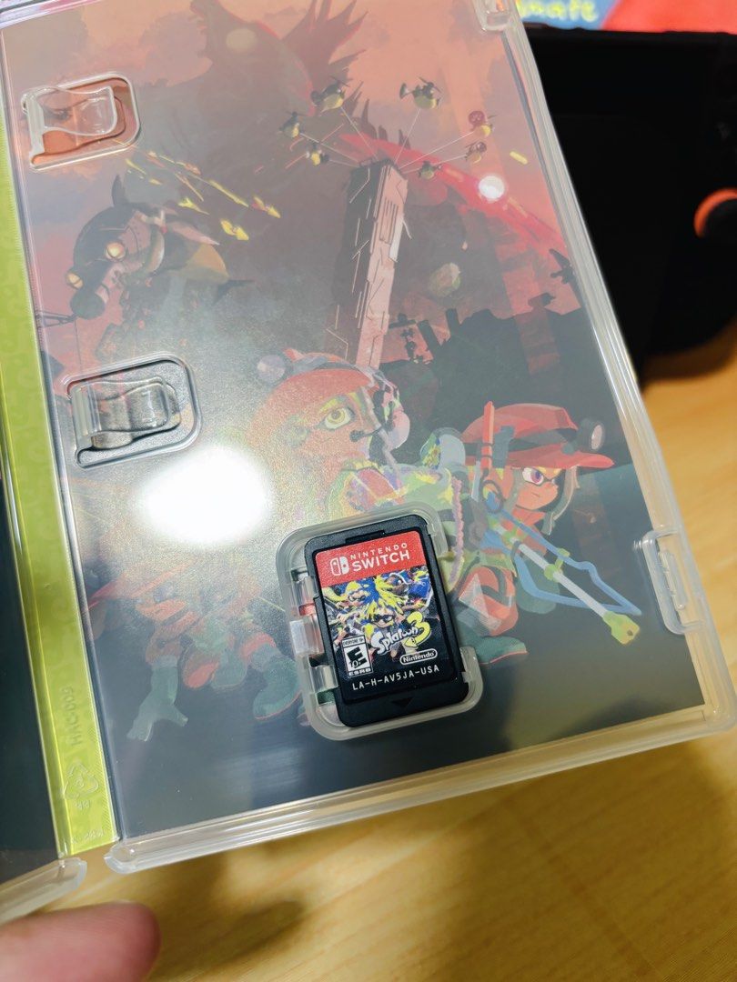 Splatoon 3 - Nintendo Switch (Category: Nintendo) located in Makati City. Submitted by karlds28 (Listing ID 1463653752, Image 3). Description: For Nintendo Switch RFS: Done playing No swap/trade No issue Fixed price Location: Brgy. Rizal, Taguig.