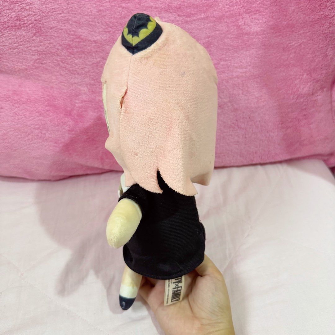 Spy x Family “Anya” Medium Plush (Category: Plushies & Soft Toys) located in Manila. Submitted by ashyyel_ (Listing ID 1463680818, Image 2). Description: sign of used.