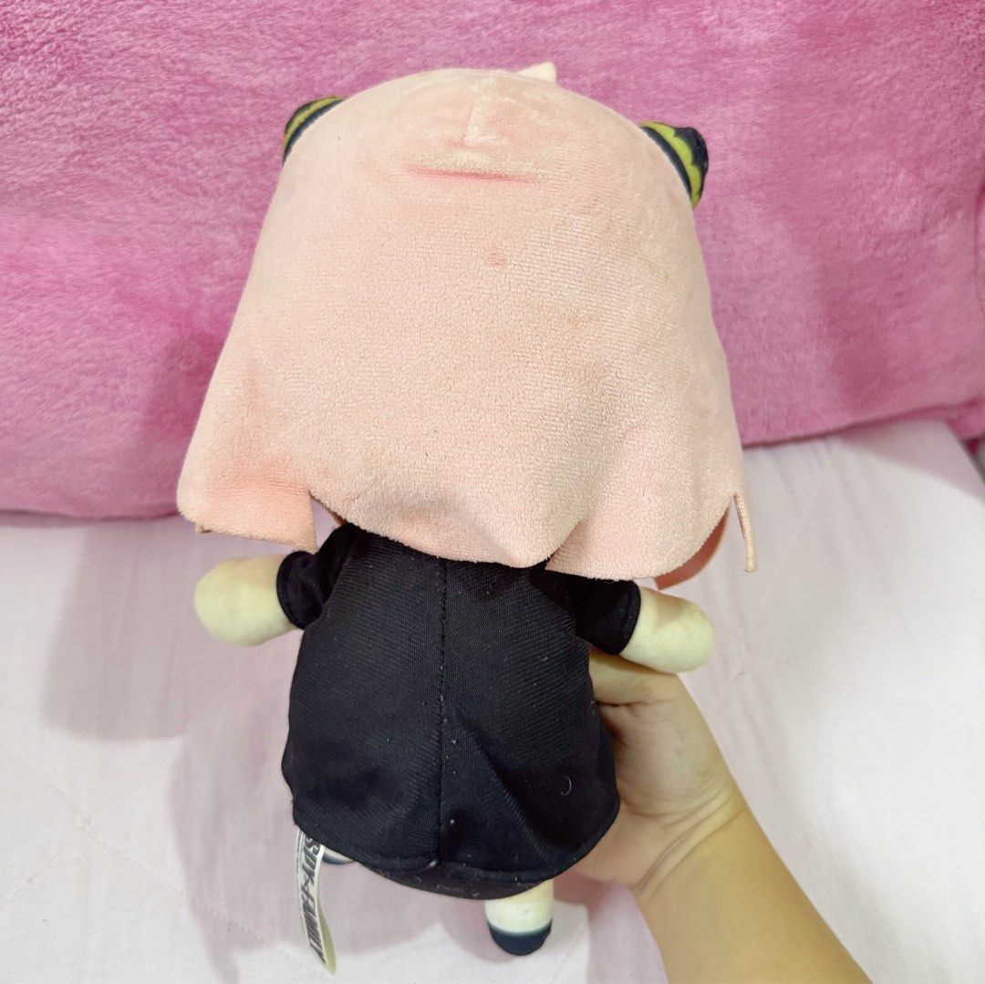 Spy x Family “Anya” Medium Plush (Category: Plushies & Soft Toys) located in Manila. Submitted by ashyyel_ (Listing ID 1463680818, Image 3). Description: sign of used.