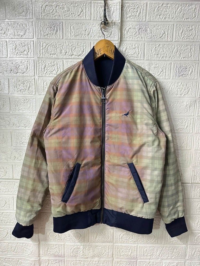 Staple reversible logo pegion bomber jacket (Category: Coats, Jackets and Outerwear) located in Bacoor. Submitted by arlenelamery (Listing ID 1463687158, Image 3). Description: STAPLE- REVERSIBLE LOGO PEGION BOMBER JACKET AUTHENTIC EXCELLENT CONDITION NO ISSUE SIZE MEDIUM ON TAG SIZE ACTUAL VIA TAPE MEASURE W23 PIT TO PIT L27 SLEEVE 24 PRICE 3500 + SF PM MODE OF PAYMENT TRU GCASH LOC CAVITE.
