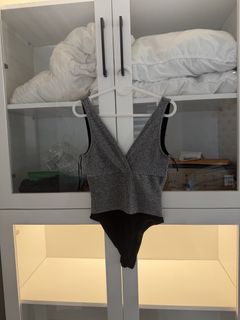 (Category: ) located in . Submitted by destashingmycloset (Listing ID 1463690387, Image 1). Description: .