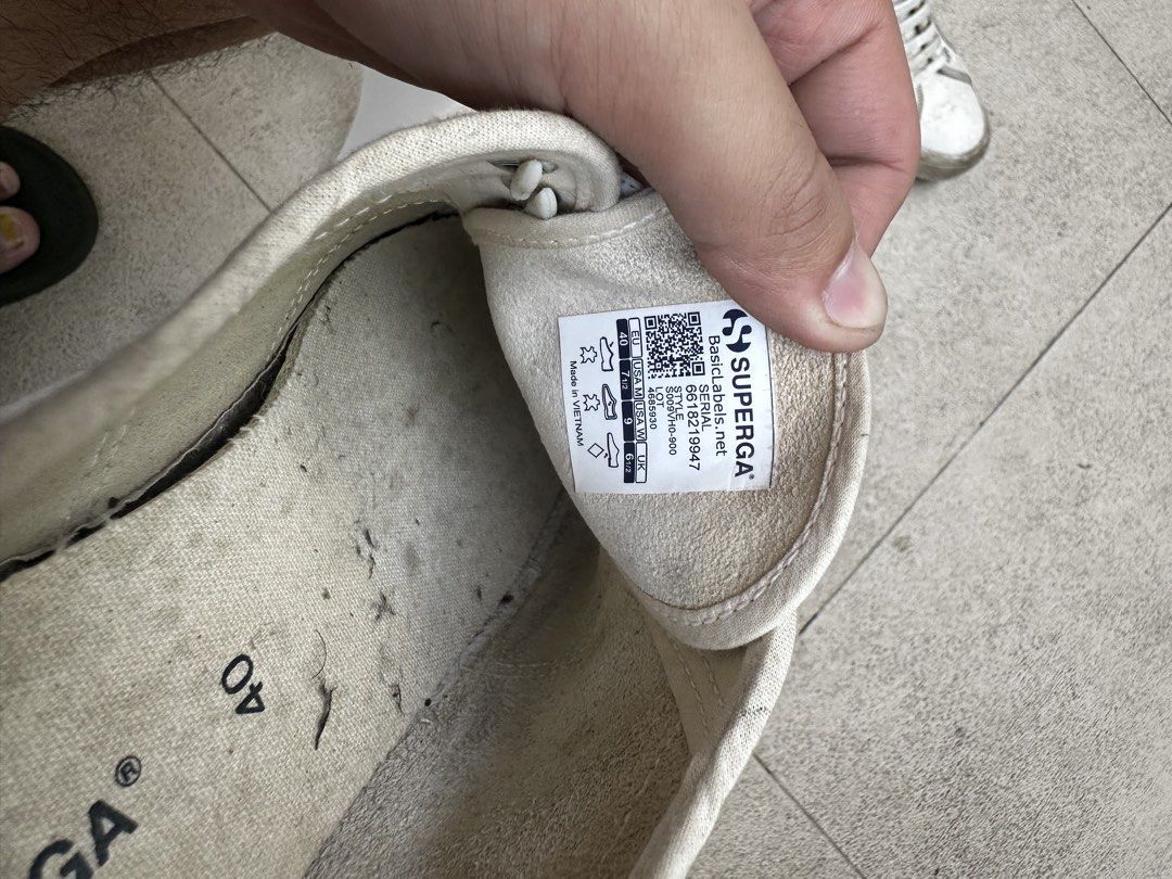Superga White Leather Sneakers (Category: Sneakers) located in Quezon City. Submitted by jareddeuna (Listing ID 1463562570, Image 3). Description: - Classic white Superga sneakers - Genuine leather material - Size: 40 EU - Ideal for everyday wear - Sold as is.