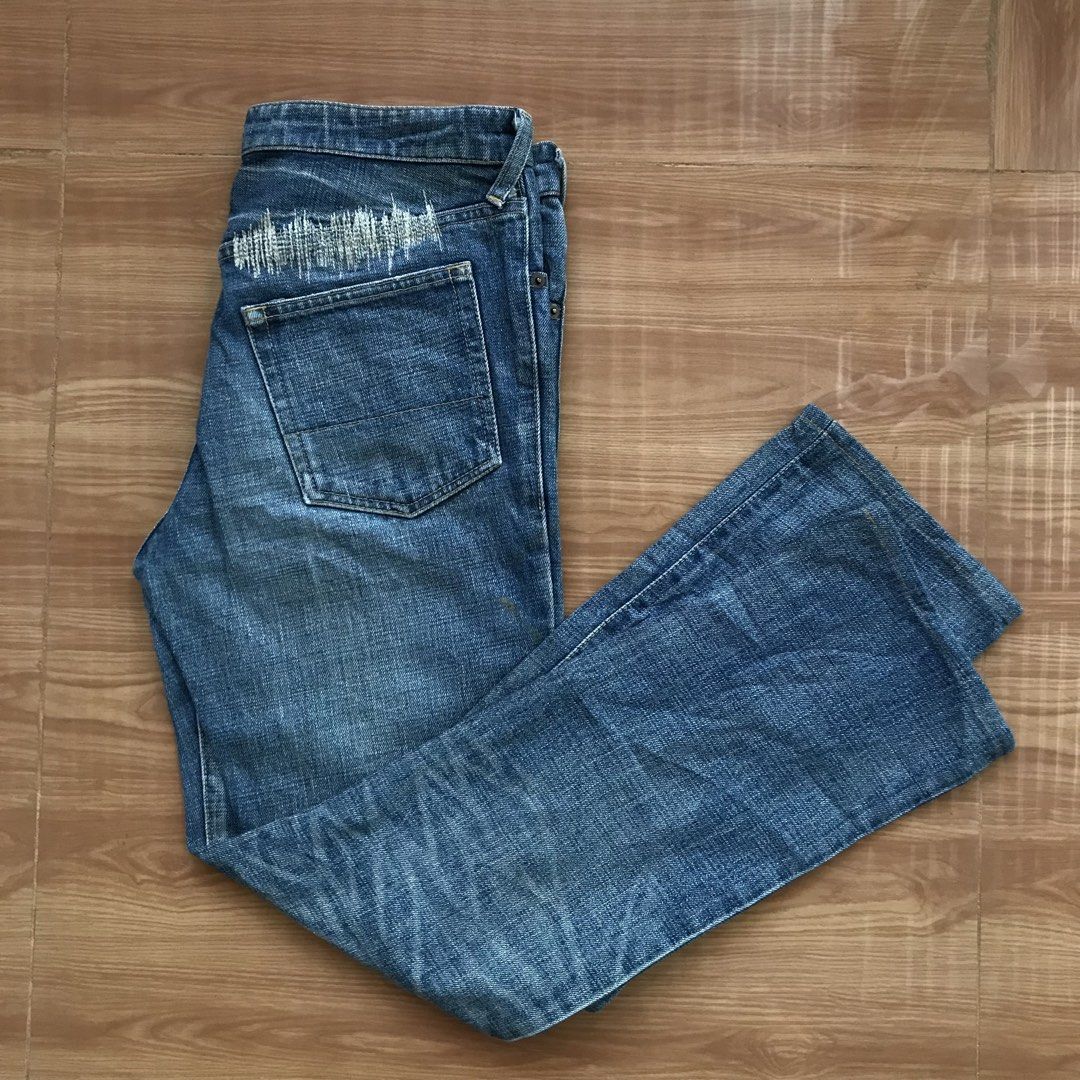 Suzuki Takayuki Jeans (Category: Jeans) located in Cebu City. Submitted by whytruekoy (Listing ID 1463588651, Image 1). Description: Suzuki Takayuki Jeans Made in Japan Button fly W / 30 L / 38.5 Hem 7 Good condition.