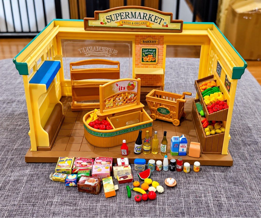 Sylvanian Families Market (Category: Kids Toys) located in Quezon City. Submitted by charleystoystore (Listing ID 1463594484, Image 1). Description: What you see is what you get Can ship all over the phil. Courier: FLASH/JNT/Lalamove Mop: Gcash Location: North caloocan.