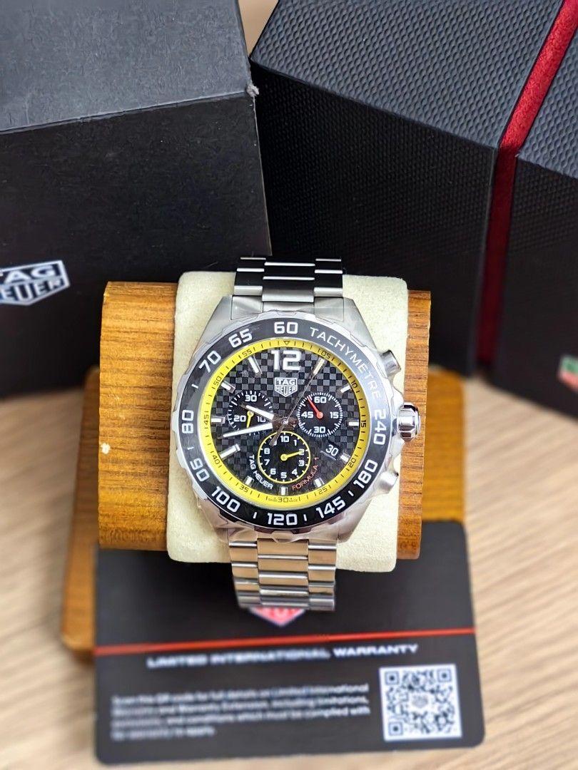 Tag heuer (Category: Luxury Watches) located in Manila. Submitted by teemelvinc (Listing ID 1463609735, Image 2). Description: Tag heuer formula 1 CAZ101AC.BA0842 Quartz 43mm Complete.