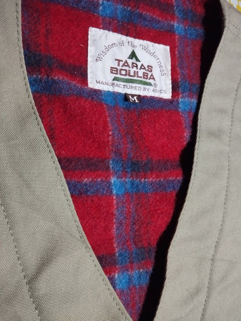 Taras Boulba Vest (Category: Vests) located in Makati City. Submitted by christhrift10 (Listing ID 1463609501, Image 2). Description: Taras Boulba Vest Medium on tag 20x24 Good condition P300+sf Loc.Olympia, Makati Pick-up or delivery Gcash ready if J&T.