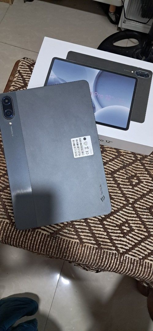TechLife Pad Pro 12"|LTE (Category: Android) located in Angono. Submitted by ddrreell15 (Listing ID 1463638973, Image 2). Description: 16GB RAM / 256GB Internal Storage.