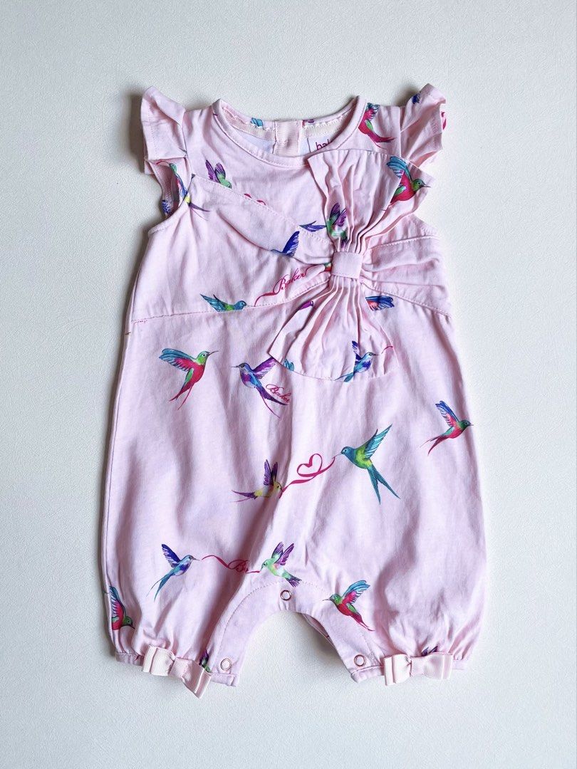 Ted Baker Romper 6-9 m (Category: Babies & Kids Fashion) located in Bayombong. Submitted by whimsystuff (Listing ID 1463621388, Image 1). Description: Ted Baker Romper 3-6 m on tag, best fits 6-9 m Good as new.