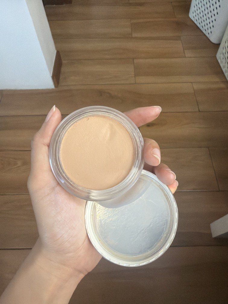 Teviant skin master (Category: Makeup) located in Quezon City. Submitted by destashingmycloset (Listing ID 1463578170, Image 1). Description: .