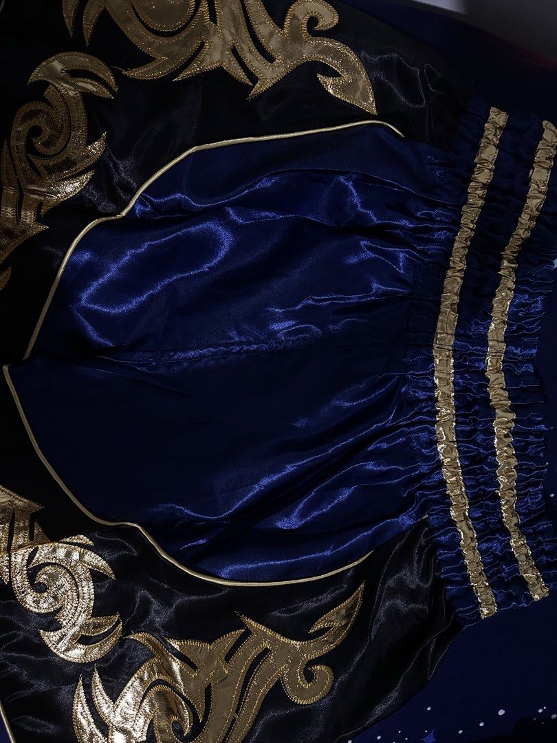 Thai Boxing Muay Thai Shorts (Category: Shorts) located in Iloilo. Submitted by aekenshield (Listing ID 1463648817, Image 2). Description: - Authentic Thai boxing shorts - Shiny blue satin material - Intricate gold embroidery - Comfortable elastic waistband RFS: not my size.