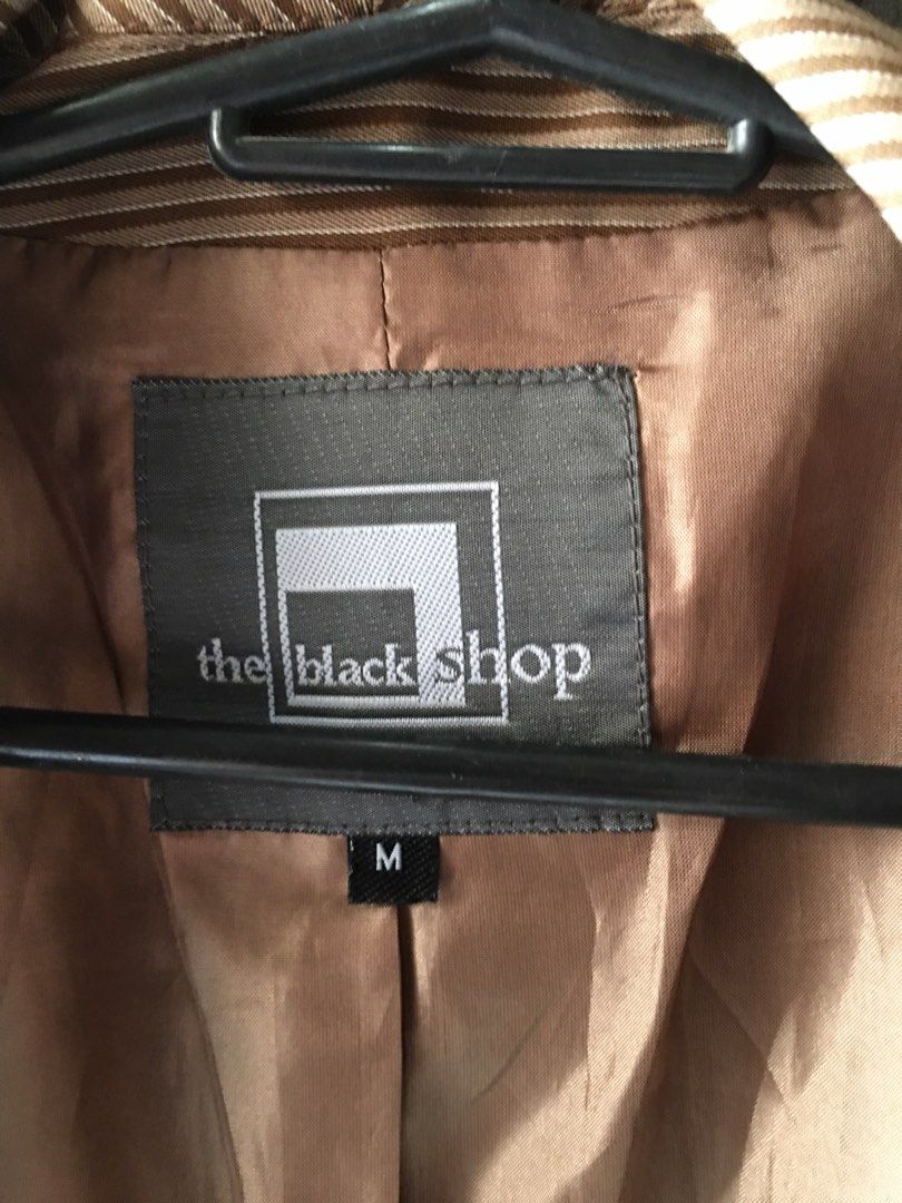 the black shop blazer (Category: Coats, Jackets and Outerwear) located in Marilao. Submitted by joelheather02 (Listing ID 1463635038, Image 2). Description: .