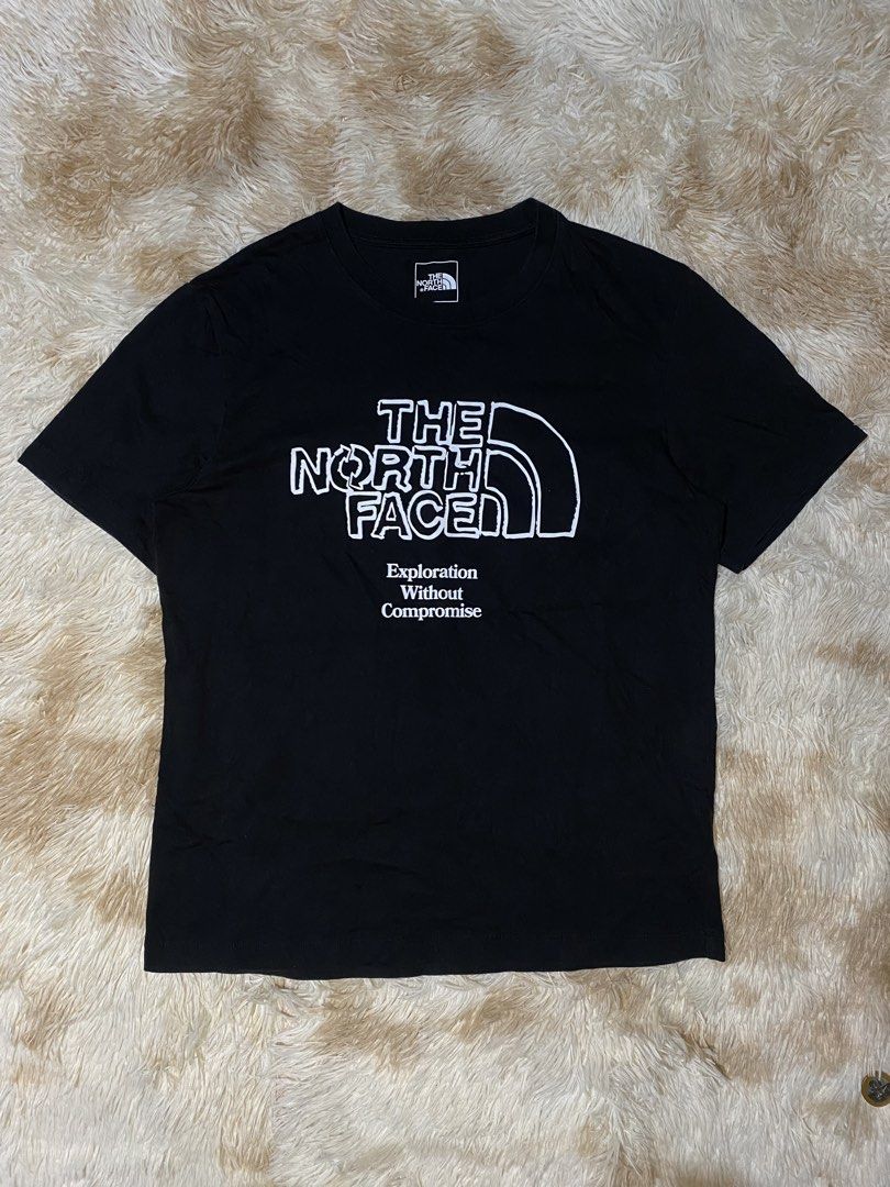 The North Face (Category: Activewear) located in Kabacan. Submitted by catnboots (Listing ID 1463590912, Image 2). Description: -No issue -As New Condition -21W-27L.