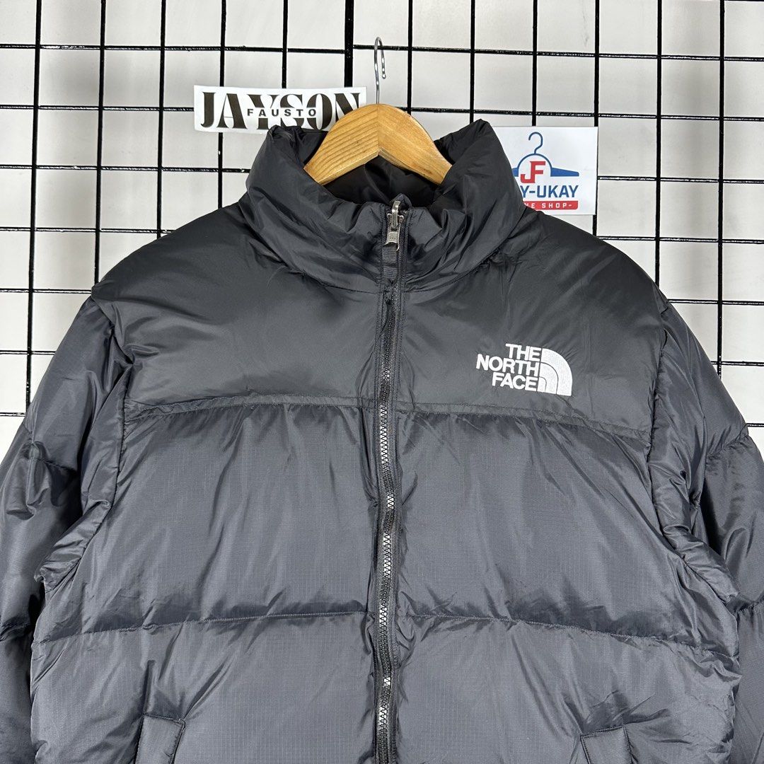THE NORTH FACE 1996 RETRO NUPTSE PUFF JACKET (Category: Activewear) located in Talavera. Submitted by puppyinsane (Listing ID 1463718619, Image 2). Description: A timeless cold-weather essential with its signature boxy fit, backed by 700-fill goose down insulation for reliable warmth without sacrificing that classic retro look. 𝐏𝐑𝐎𝐃𝐔𝐂𝐓 𝐃𝐄𝐓𝐀𝐈𝐋𝐒 — Series 700 — Brand New + Box 𝐒𝐈𝐙𝐄𝐒 • SMALL (25 × 21.5) • MEDIUM (26.5 × 22.5) • LAR