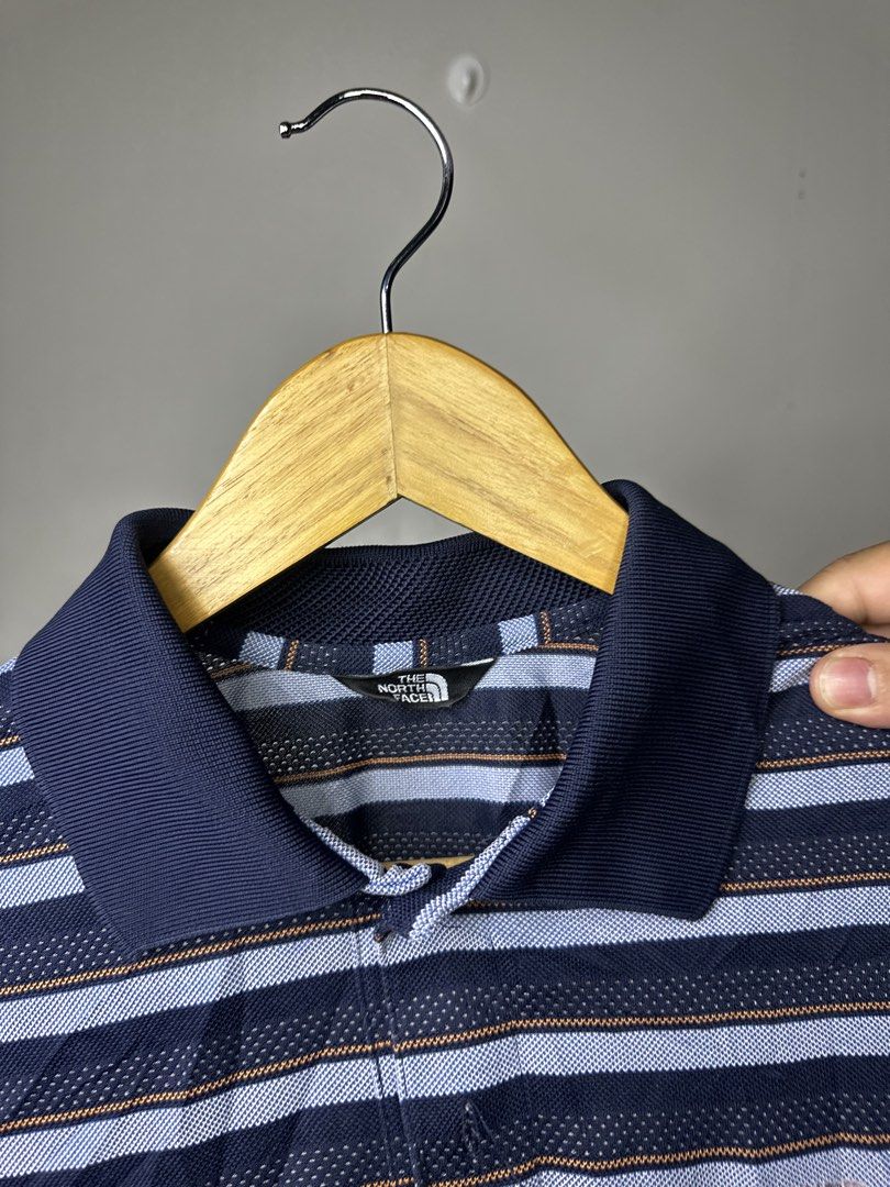 THE NORTH FACE COLLAR (Category: Tshirts & Polo Shirts ) located in Molave. Submitted by thriftmate13 (Listing ID 1463711032, Image 2). Description: .
