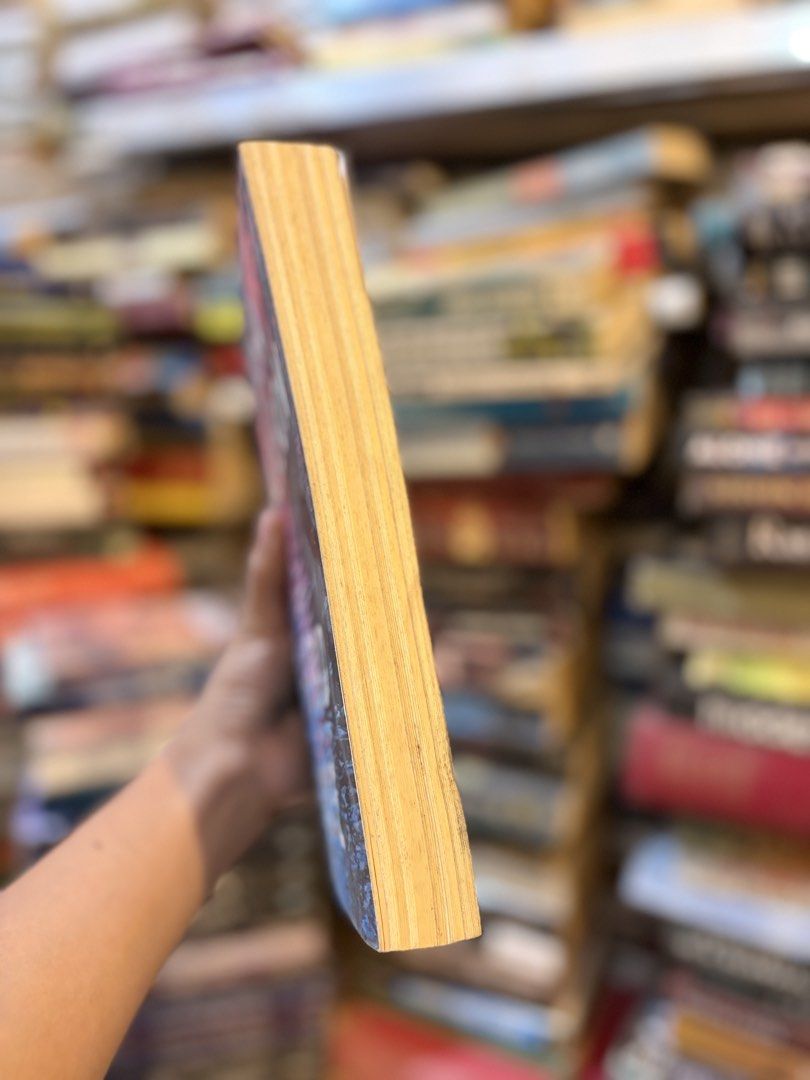 The Third Grave by Lisa Jackson (Category: Storybooks) located in Calamba. Submitted by ealectrice27 (Listing ID 1463709464, Image 3). Description: Mode of Payment: Gcash, PNB, Maribank Mode of Delivery: Jnt, Lbc, Lalamove Meet up/Pick up: Anywhere around Calamba.