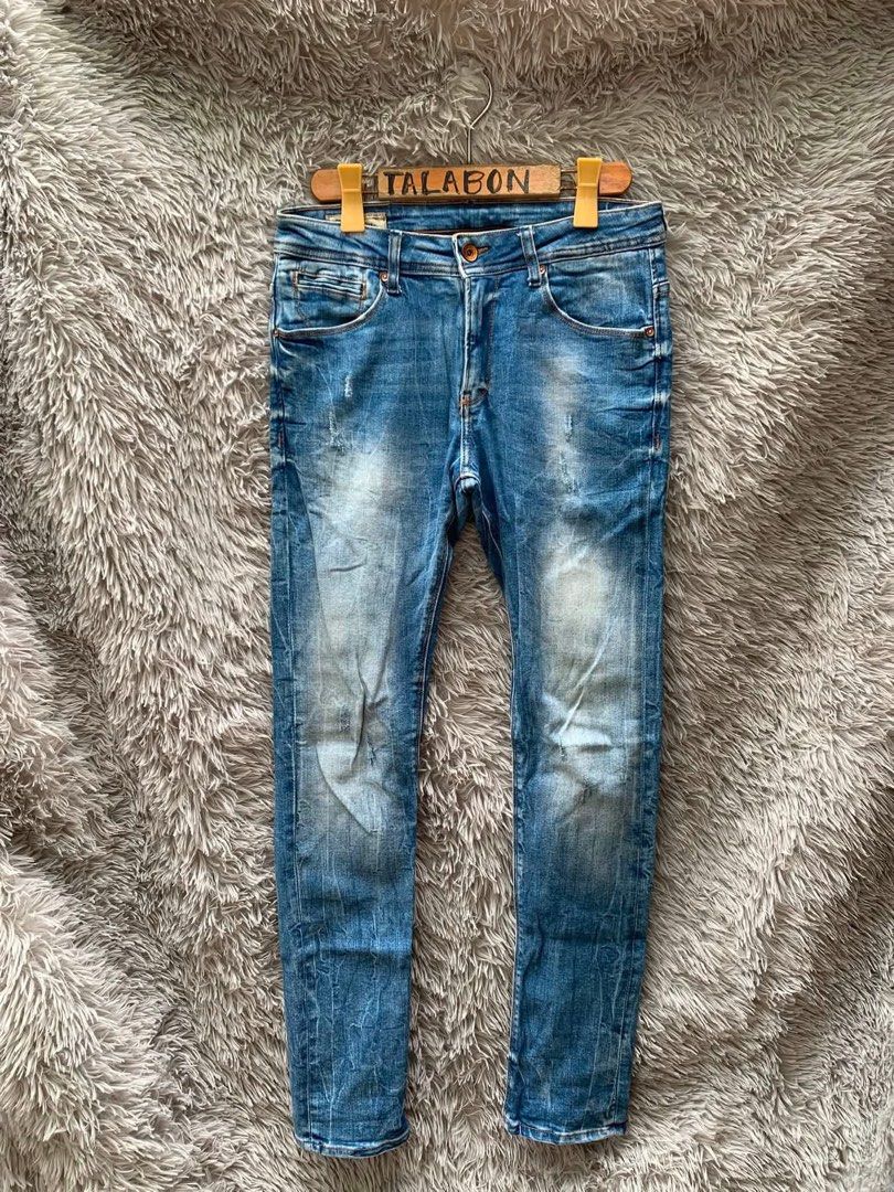 The Zara Man (Category: Jeans) located in Bacolod City. Submitted by ocean_us (Listing ID 1463685779, Image 2). Description: Item: The Zara Man ___________________________ Denimwear Details: ▪️Size - 29 ▪️Dimes - 29-30 x 41 ▪️Hem 6 ▪️Complete Tags Pm, Thanks ✅We ship Nationwide via Jnt Express ✅We do video call for assurance 📍Bacolod City Negros Occidental.