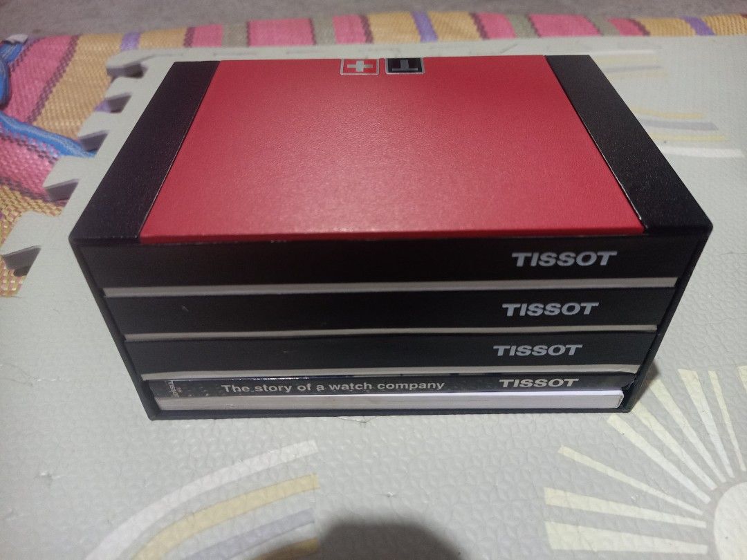 Tissot watch box (Category: Looking For) located in Manila. Submitted by miguelmatt20434 (Listing ID 1463680068, Image 2). Description: .