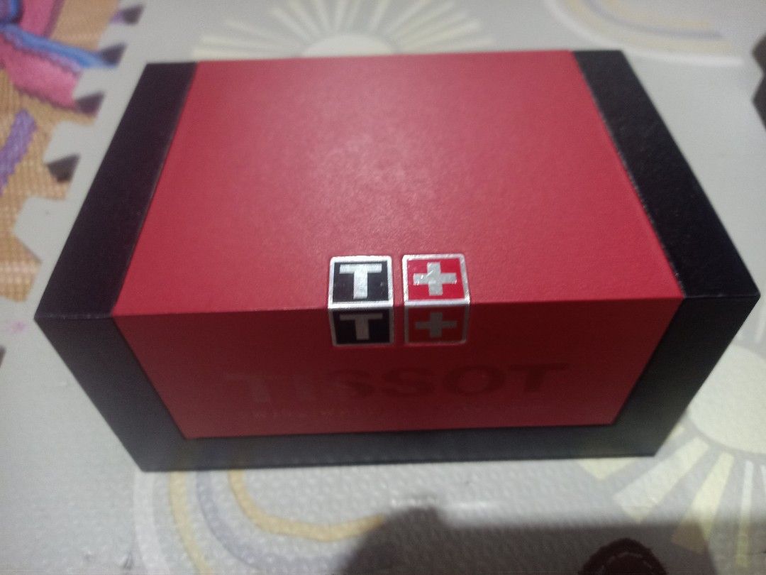 Tissot watch box (Category: Looking For) located in Manila. Submitted by miguelmatt20434 (Listing ID 1463680068, Image 1). Description: .