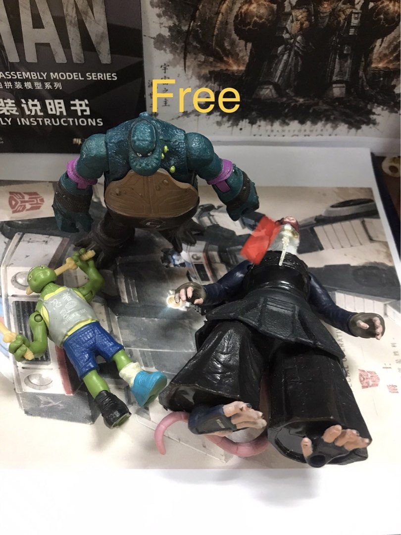 Tmnt (Category: Action & Battle Toys) located in San Mateo. Submitted by quikzee (Listing ID 1463596543, Image 3). Description: Tmnt set.