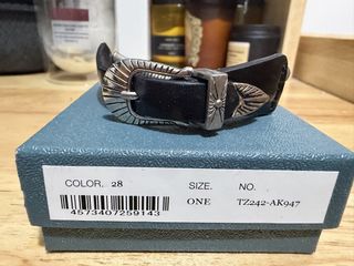 （分類：）位於 。 由 aka2243 提交（商品編號 1463739180，圖片 1）。簡介： 。