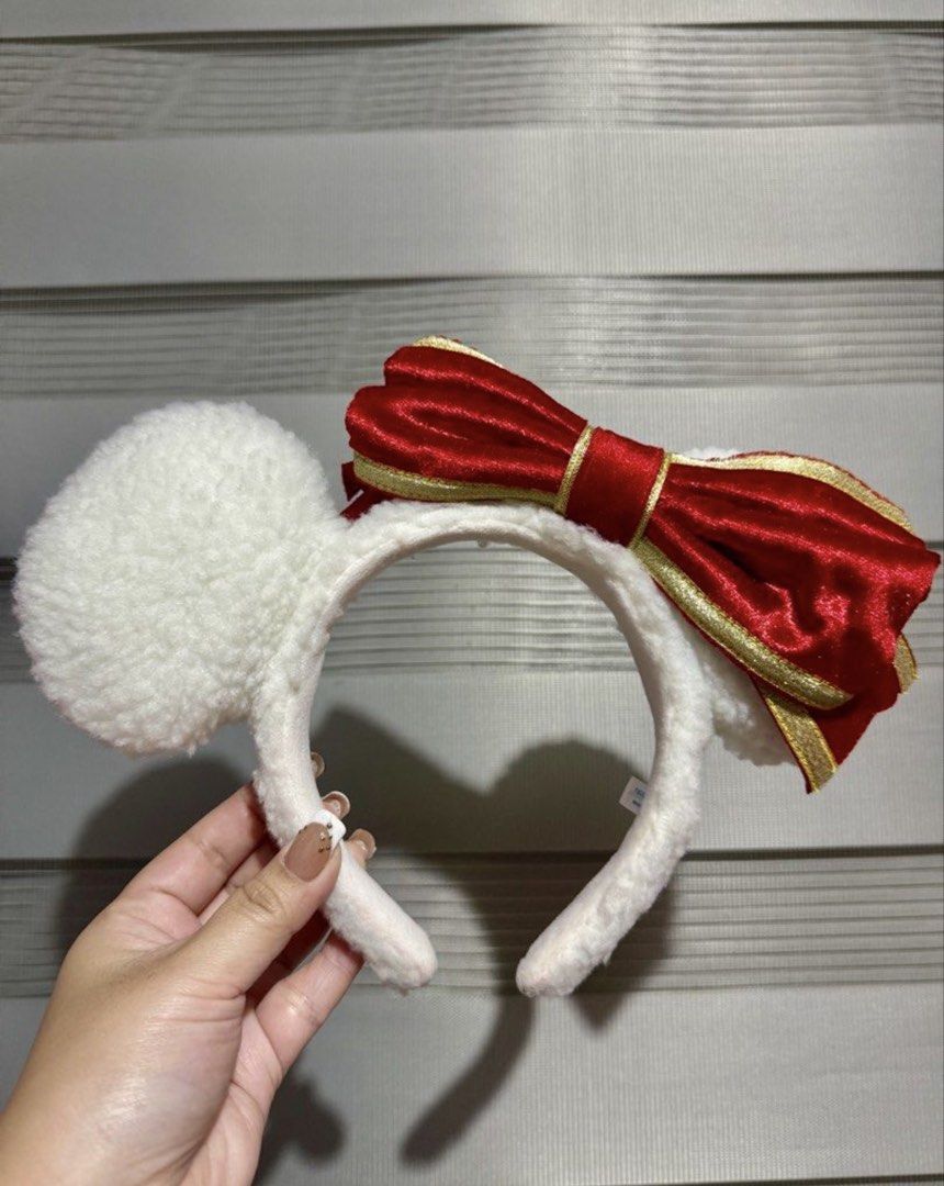 Tokyo Disney Minnie Mouse headband (Category: Other Merchandise) located in Manila. Submitted by bcbg3217 (Listing ID 1463593180, Image 1). Description: Like new condition With Tokyo Disney etiketa Authenticity guaranteed No inclusions Actual photos are posted No issues or flaws unless stated Please check the photos thoroughly before placing an order JnT regular or Lalamove COD for Metro Manila ⚠️BUY AT YOUR OWN RISK⚠️ Prices are still negotiable