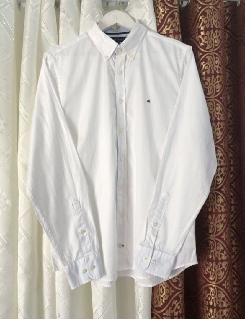 Tommy Hilfiger (Category: Formal Shirts) located in Tumauini. Submitted by joshtan08182876 (Listing ID 1463682797, Image 2). Description: Dimes 22x28 Color rate 10/10 Complete tags✅ No issue Excellent condition .