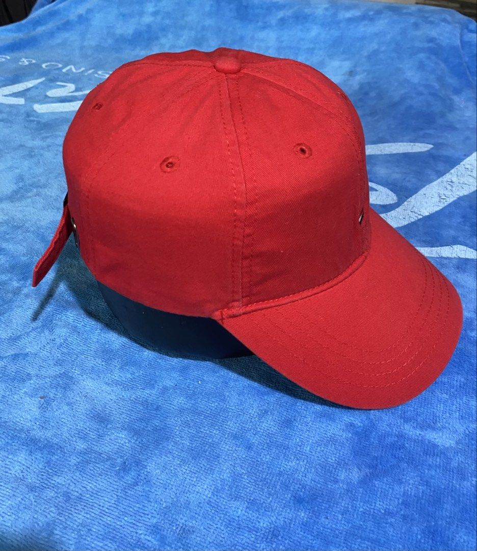 Tommy Hilfiger dadhat (Category: Caps & Hats) located in Cebu City. Submitted by jerianix (Listing ID 1463610107, Image 3). Description: Tommy Hilfiger dadhat Free size Good condition No issues .