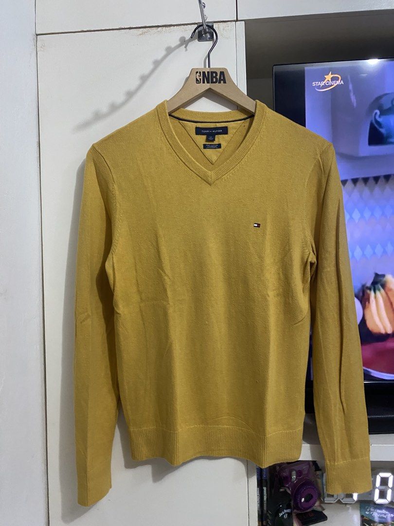 Tommy hilfiger knitted sweater (Category: Coats, Jackets and Outerwear) located in Santa Maria. Submitted by jordangail (Listing ID 1463630701, Image 1). Description: Tommy hilfiger knitted sweater Small on tag 20x26 Stretchable Mustard color 9.9/10 Excellent No issue Mine na Gcash Jnt God bless .