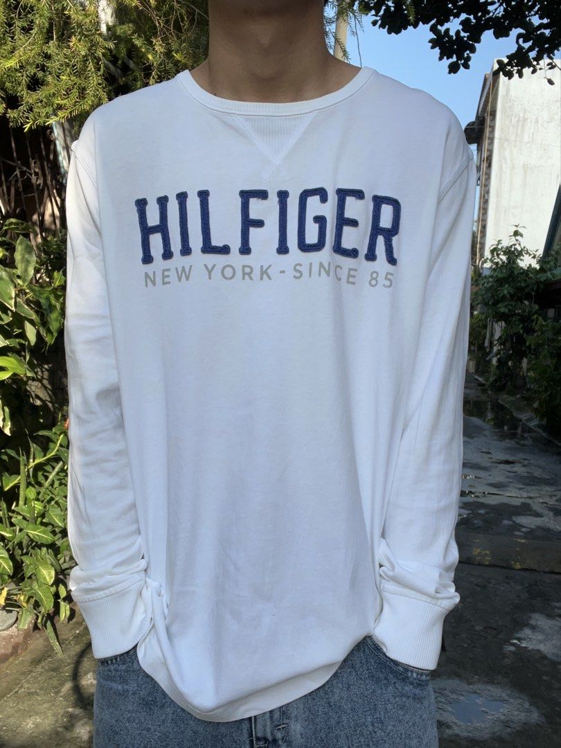 Tommy Hilfiger Sweater (Category: Tshirts & Polo Shirts ) located in San Mateo. Submitted by oldgear (Listing ID 1463684583, Image 3). Description: Tommy Hilfiger Sweater Size L to XL Dimension L 30inches W 23inches S 27inches 699 Excellent Condition No Issue Dm+Details Gcash payment Payment first.