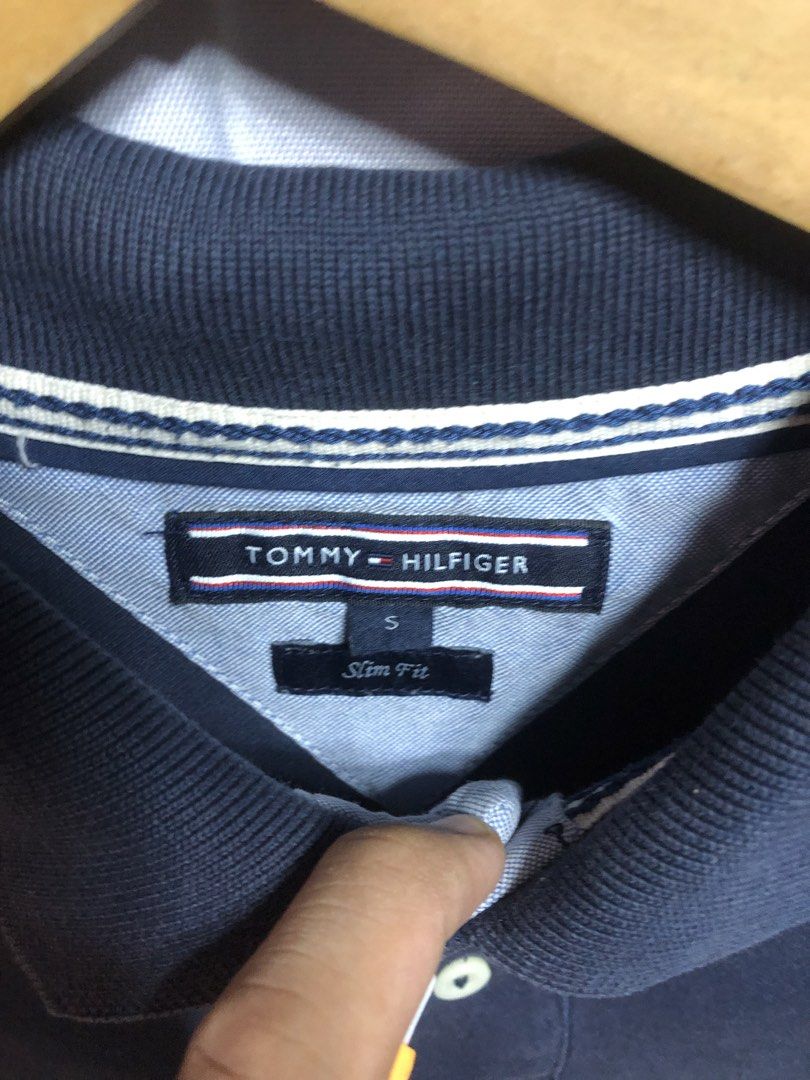 Tommy polo (Category: Tshirts & Polo Shirts ) located in Cagayan de Oro. Submitted by kennymiiiiii (Listing ID 1463660755, Image 3). Description: 18*26 Need wash C59.
