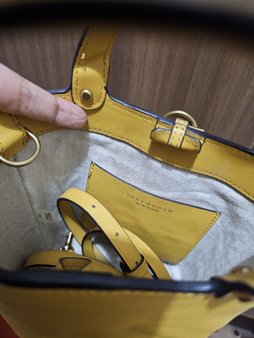 Tory Burch Miller Mini Bucket bag (Category: Shoulder Bags) located in Manila. Submitted by shopaholicmimi (Listing ID 1463669265, Image 3). Description: preloved good condition with tag.
