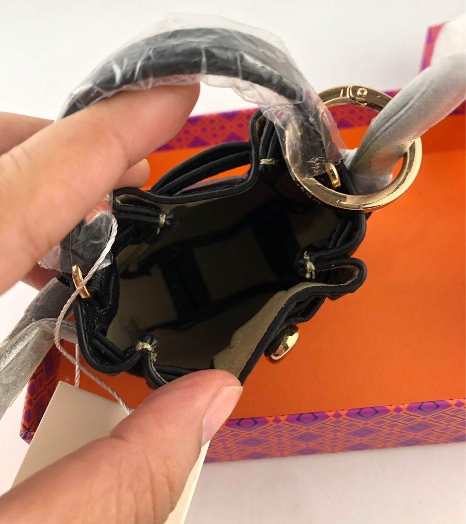 Tory Burch Romy Bucket Bag Charm (Category: Charms) located in Binan City. Submitted by pinkykeenshop (Listing ID 1463690665, Image 3). Description: .