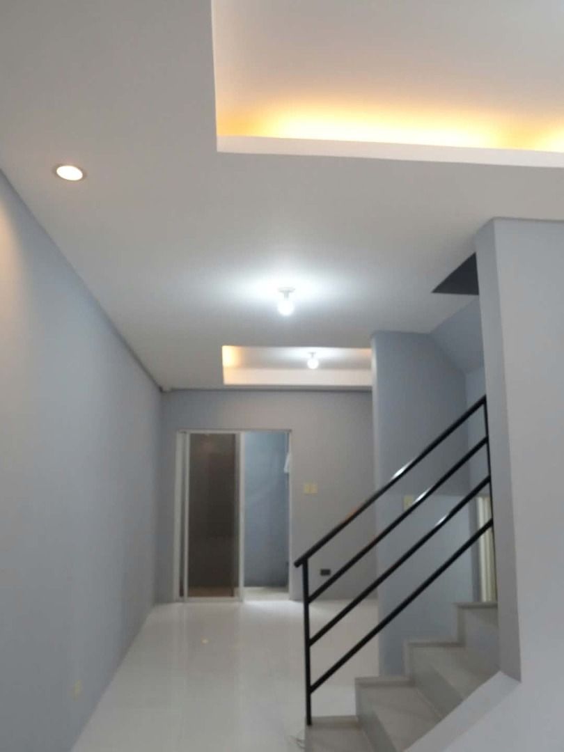 Townhouse for sale (Category: Townhouse) located in Caloocan City. Submitted by iamray.1989 (Listing ID 1463692885, Image 3). Description: TOWNHOUSE FOR SALE IN ZABARTE SUBD 100% FLOODFREE LIKE NEW 4BEDROOMS 3 TOILET AND BATH 2 GARAGE NEAR: SM FAIRVIEW AYALA TERRACES ROBINSON NOVALICHES OPEN FOR OCULAR PRICE: 5.99M FOR MORE INFORMATION PLEASE CONTACT 09258390000 .