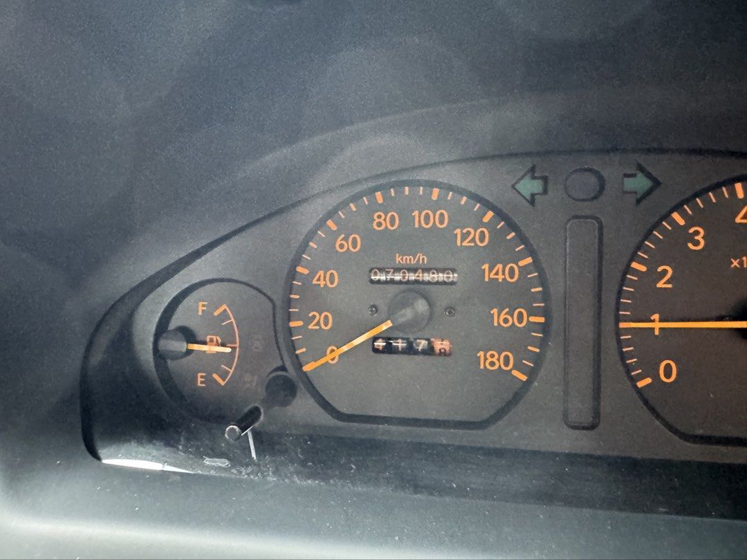Toyota Corolla true o Manual （分類：車輛放售）位於 Hong Kong。 由 man1268 提交（商品編號 1463655073，圖片 3）。簡介： AE111 Trueno罕有 0字 直板1998年可以收藏級數 低迷 剛驗車 全新(BC)魔術膽避震 ，剛剛更換 左右直骨 及左右細骨，TRD零 ，死氣喉。 。