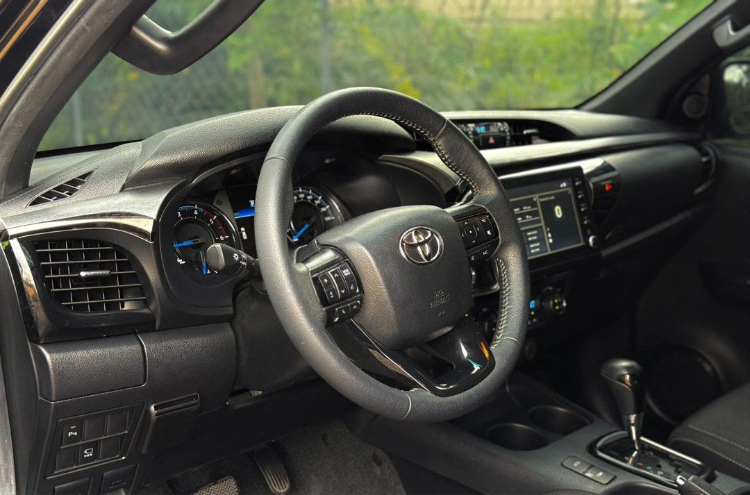 Toyota Hilux Conquest Auto (Category: Used Cars) located in Manila. Submitted by migoo762 (Listing ID 1463707162, Image 3). Description: FOR SALE/ SWAP/ FINANCING 2023 Toyota Hilux Conquest 4X2 Details: 1st Owner Acquired Registered - Color: Black Mica - Engine: 2.4L DOHC Turbo Diesel - Transmission: 6-Automatic Manual - Odometer: 37,XXX(Casa Maintained) - Plate Ending: 7(Thursday Coding) Features: - Climate Control - Push Start/Stop Button - Key