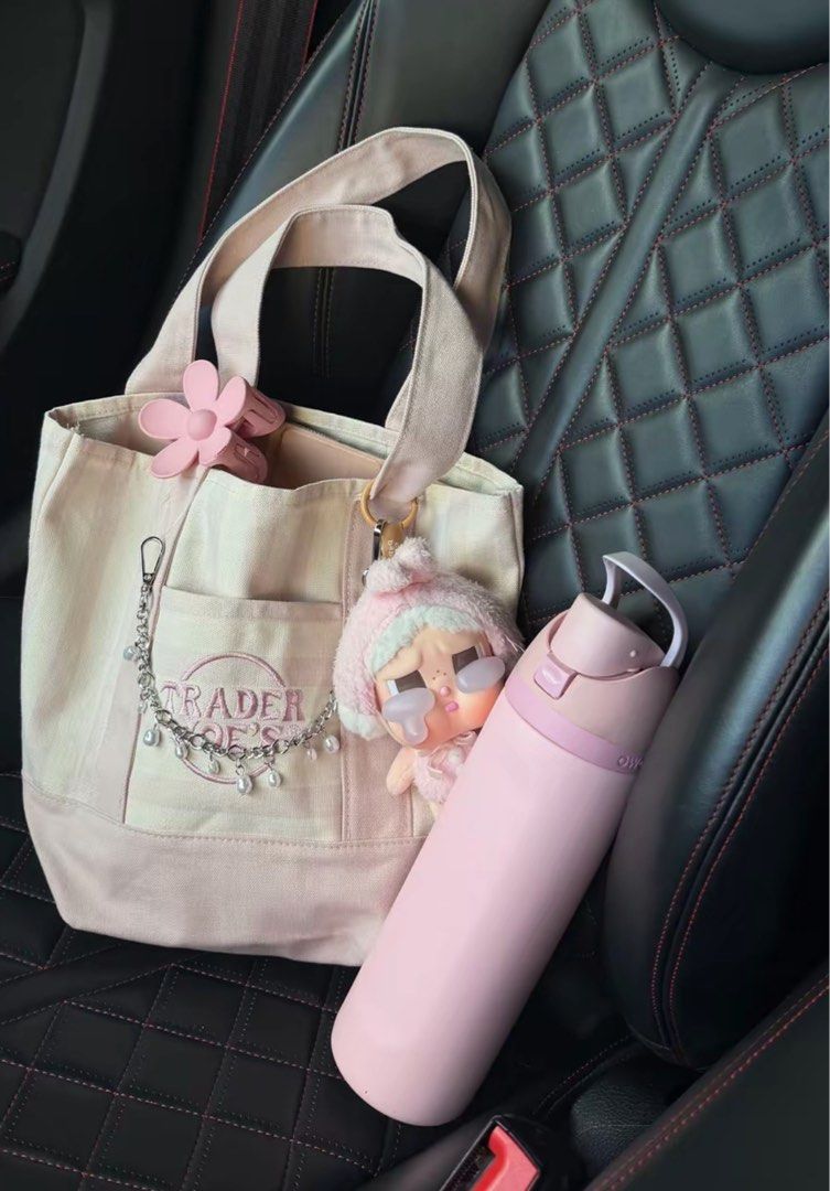trader joe’s tote bag (Category: Tote Bags) located in Abucay. Submitted by itsepryrory (Listing ID 1463672891, Image 1). Description: used twice i don’t like too small for my things gift lang sakin.