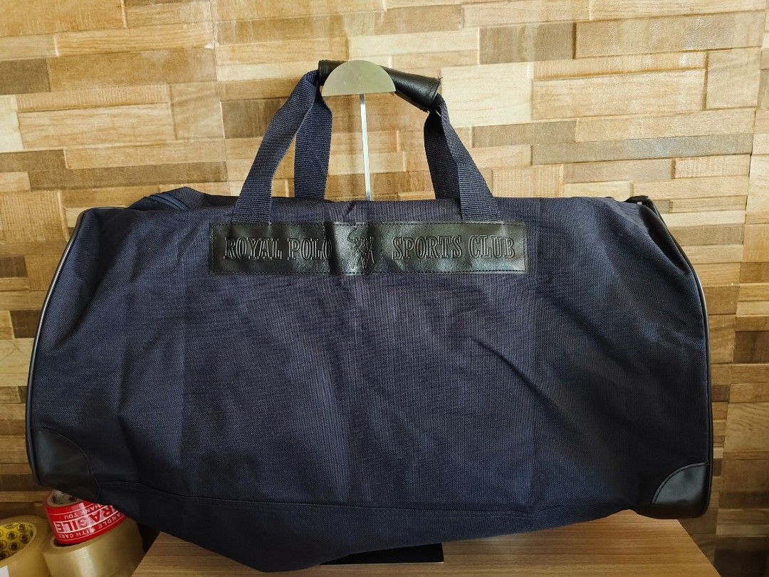 Travel bag (Category: Beach Bags) located in Davao. Submitted by dvo_jpnstuff (Listing ID 1463580687, Image 3). Description: 350 each Japan Quality.