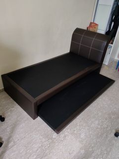 (Category: ) located in . Submitted by panda_furnitur3 (Listing ID 1463648949, Image 1). Description: .