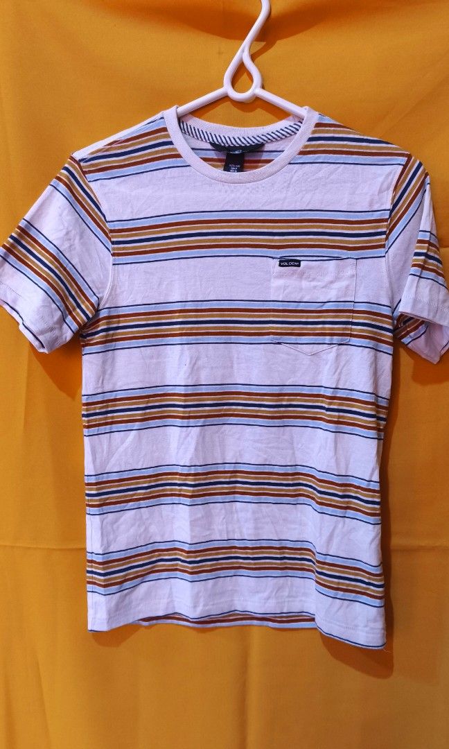 Tshirt Stripes (Category: Tshirts & Polo Shirts ) located in Bacoor. Submitted by kaykay858 (Listing ID 1463654630, Image 1). Description: .
